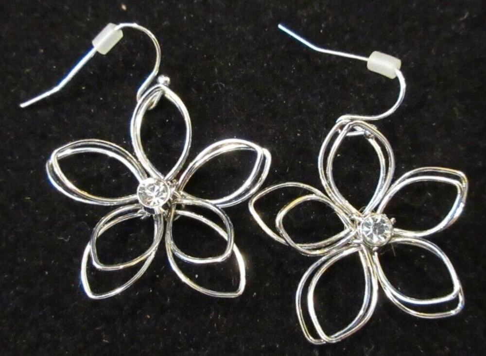 BOGO FREE UNIQUE SILVER FLORAL EARRINGS